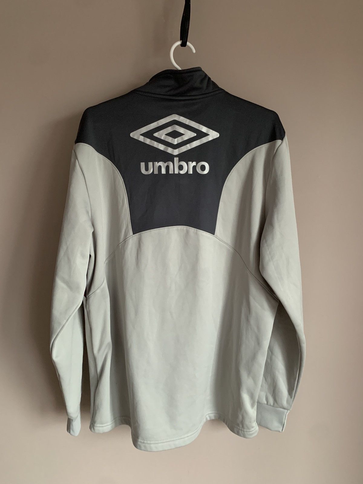 Umbro Mallorca Football Training Umbro Long Sleeve Shirt Soccer XL Size US XL / EU 56 / 4 - 2 Thumbnail