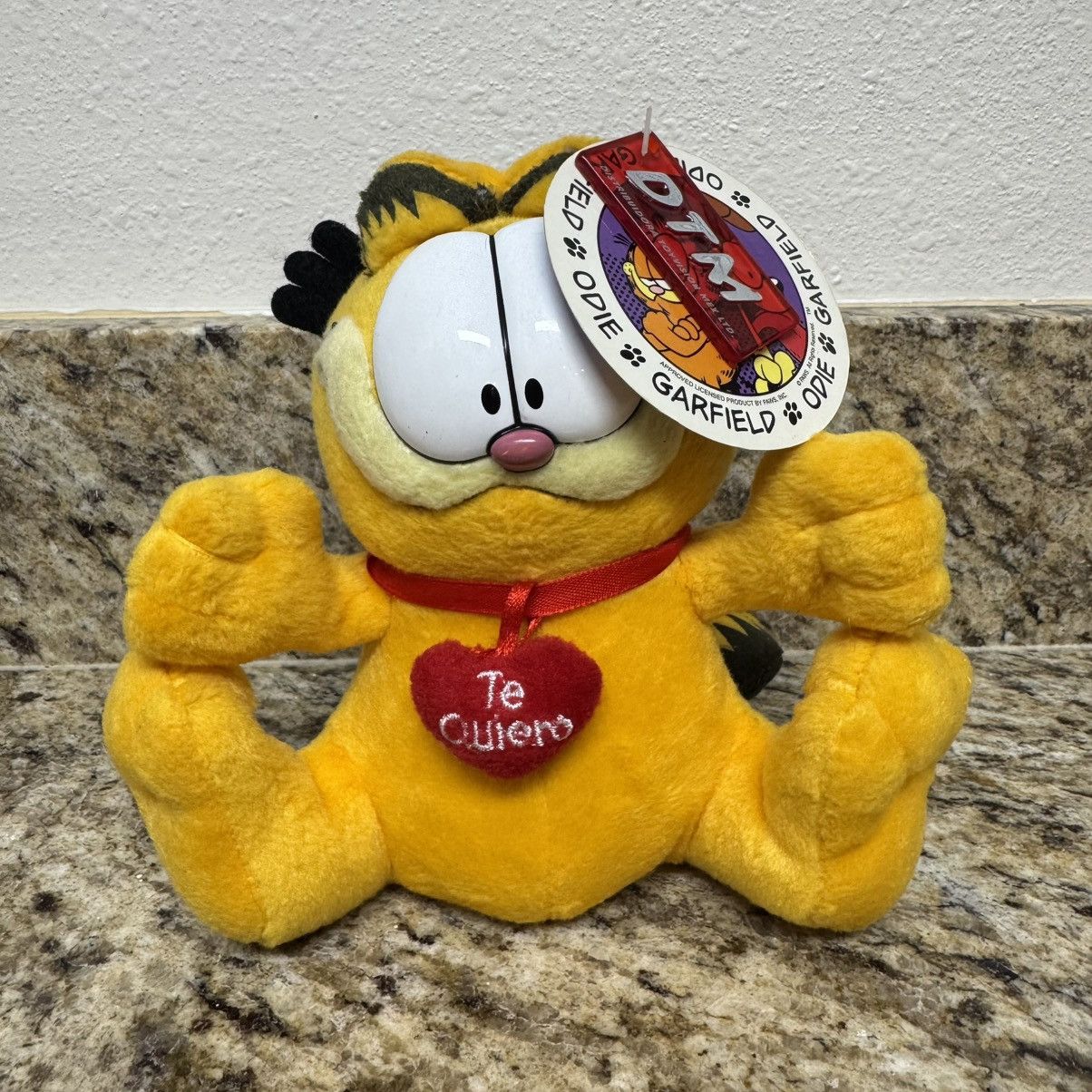 Vintage Vintage Garfield Te Quiero 6” Spanish Valentine’s Day Plush Size ONE SIZE - 1 Thumbnail
