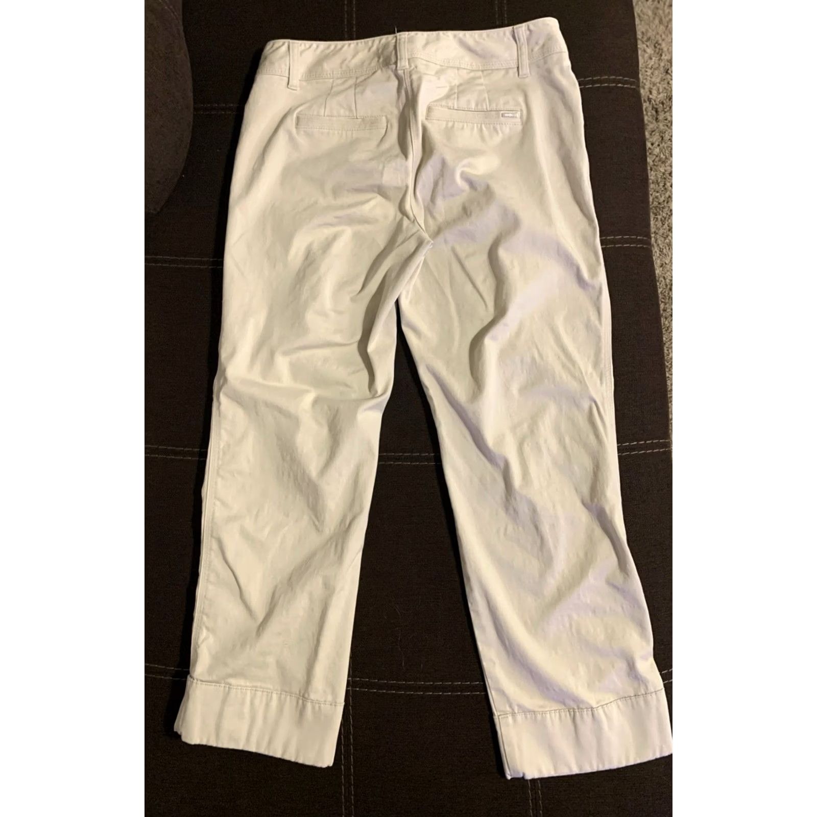 White House Black Market White House Black Market Slim Crop Ankle Pants Sz 6 beige khaki Size 28" / US 6 / IT 42 - 2 Thumbnail