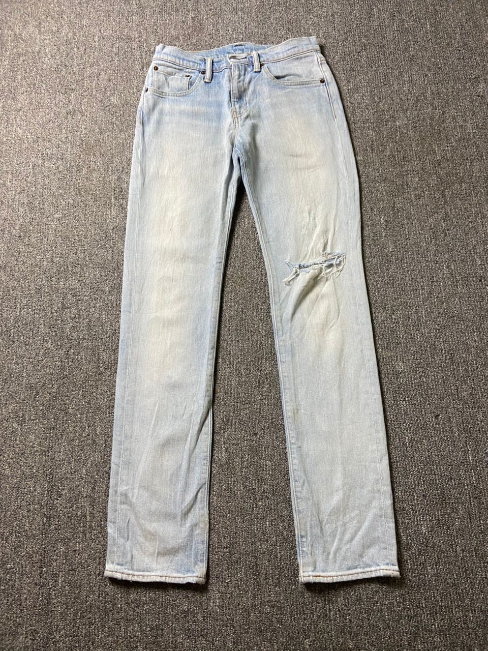 Levis Strauss Co. White Oak Denim Jeans (184)
