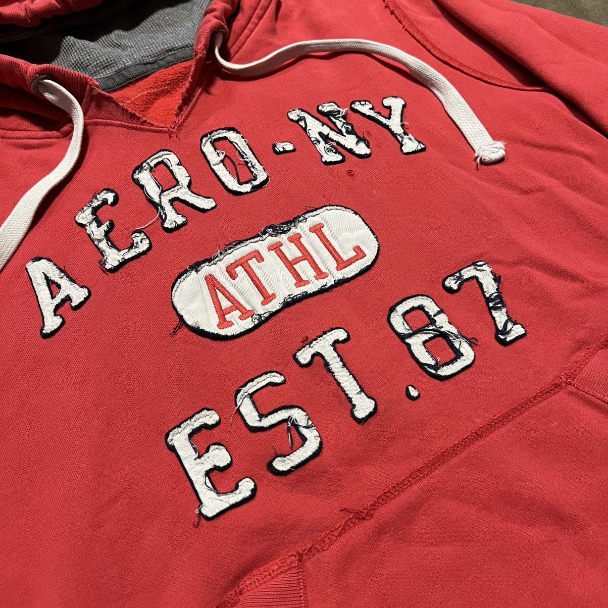 Aeropostale Vintage Aeropostale Aero NY 87 Hoodie Sweatshirt Surf Skater Size US XL / EU 56 / 4 - 6 Thumbnail