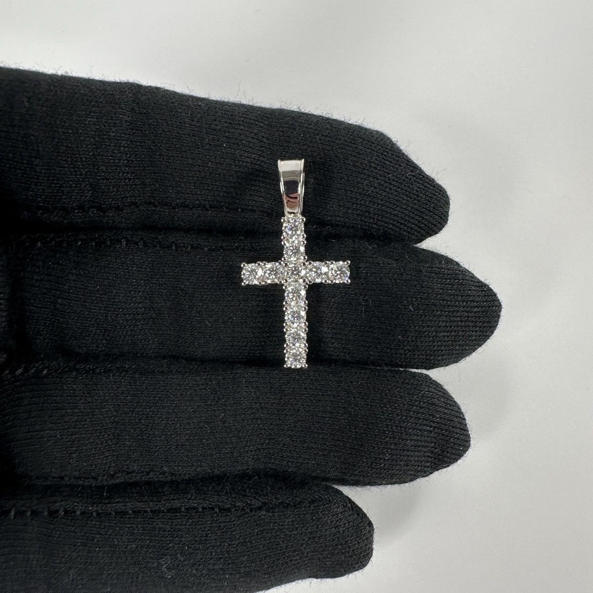 GRA Certified VVS Moissanite Solid .925 Silver Cross Pendant