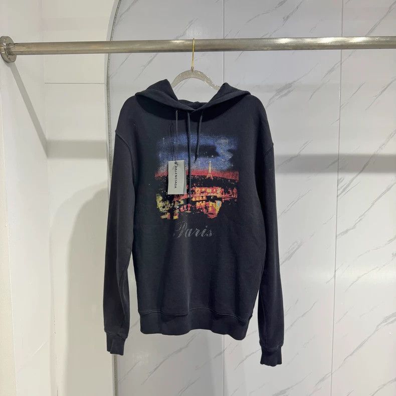 Balenciaga Balenciaga Distressed Black Eiffel Tower Logo Hooded Sweat Size XXS / US 00 / IT 34 - 1 Thumbnail