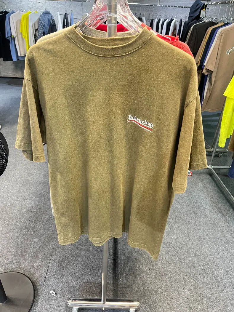 Balenciaga Balenciaga Green Embroidered Coke Short Sleeve Size US XS / EU 42 / 0 - 1 Thumbnail