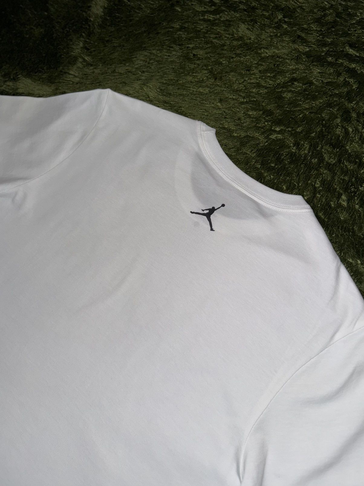 Jordan Brand [XL] Jordan Dri-FIT Basketball Graphic T-Shirt White Size US XL / EU 56 / 4 - 8 Thumbnail