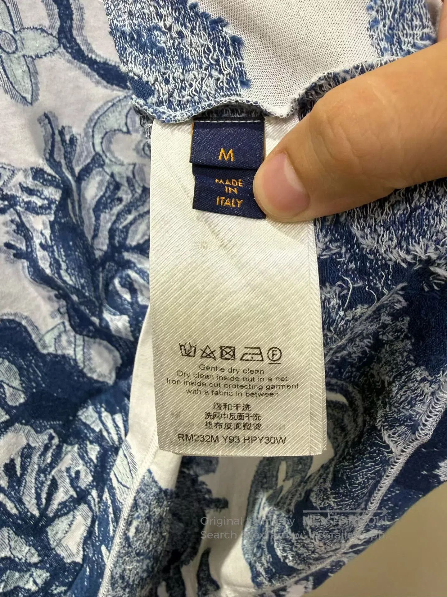Louis Vuitton Louis Vuitton White Seaweed Full Logo Knit Short Sleeve| Size US M / EU 48-50 / 2 - 3 Thumbnail