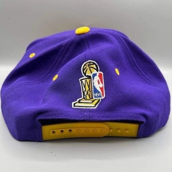 Mitchell & Ness NBA Finals 2002 Hat Men Kobe SnapBack Hardwood Classics Wool Size ONE SIZE - 5 Thumbnail