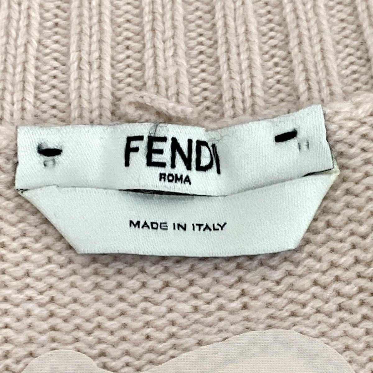 Fendi Fendi Beige V-neck Long Sleeve Knit Sweater K26WX Size M / US 6-8 / IT 42-44 - 6 Thumbnail