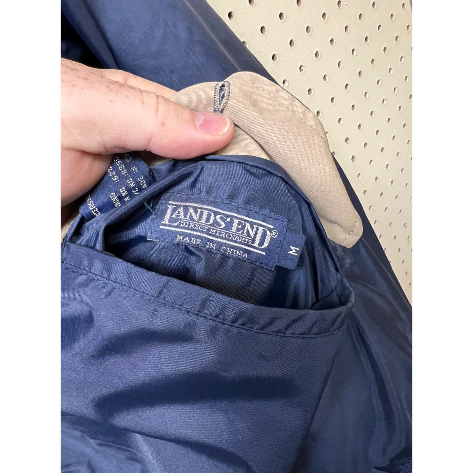 Lands' End VINTAGE Lands' End Reversible CLUB Jacket Windbreaker M Blue-tan 90s 2-Tone Windbreaker Men Size M Size US M / EU 48-50 / 2 - 5 Thumbnail