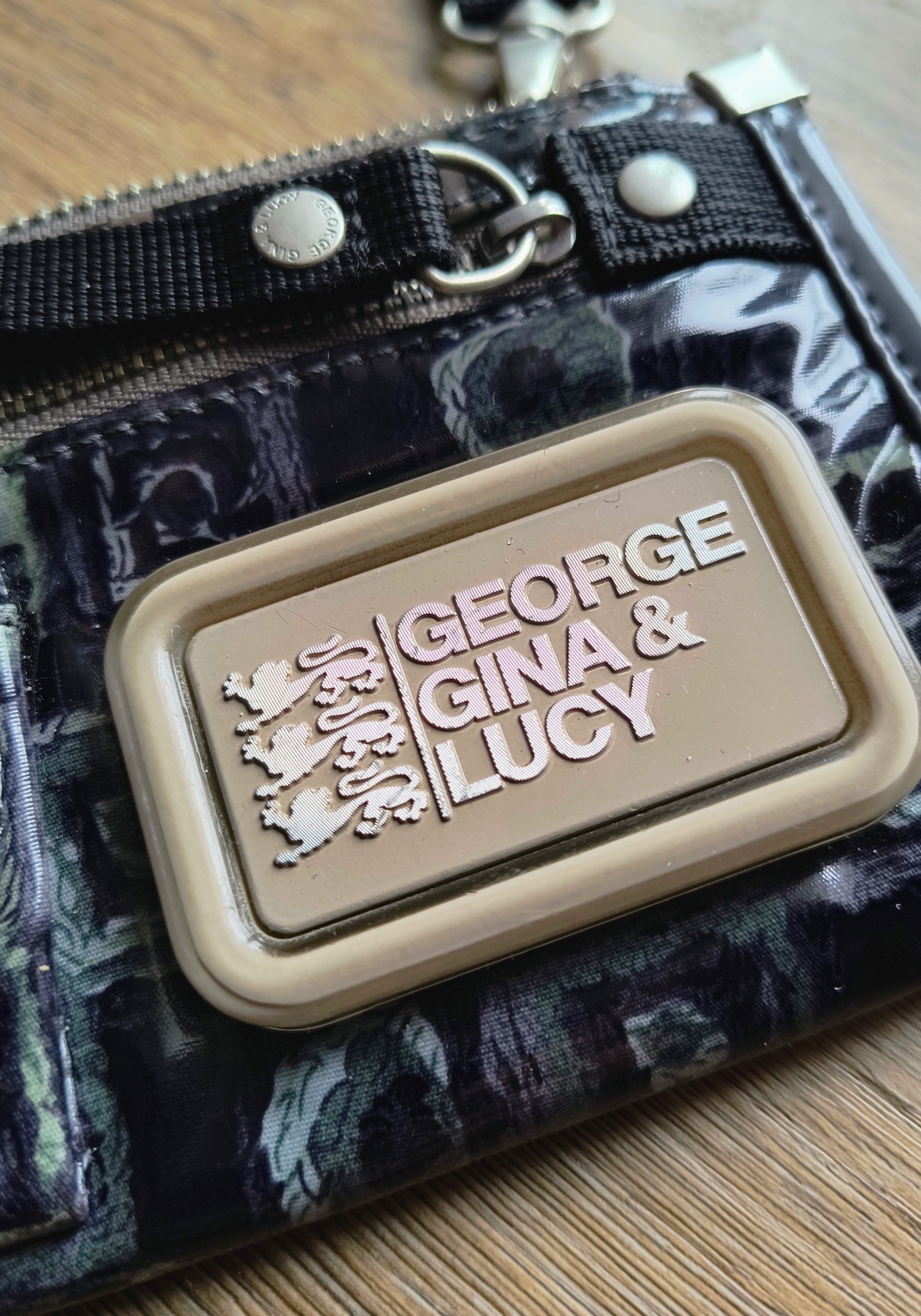 George Gina & Lucy GGL 1000 Kixes Clutch Wallet Size ONE SIZE - 8 Thumbnail