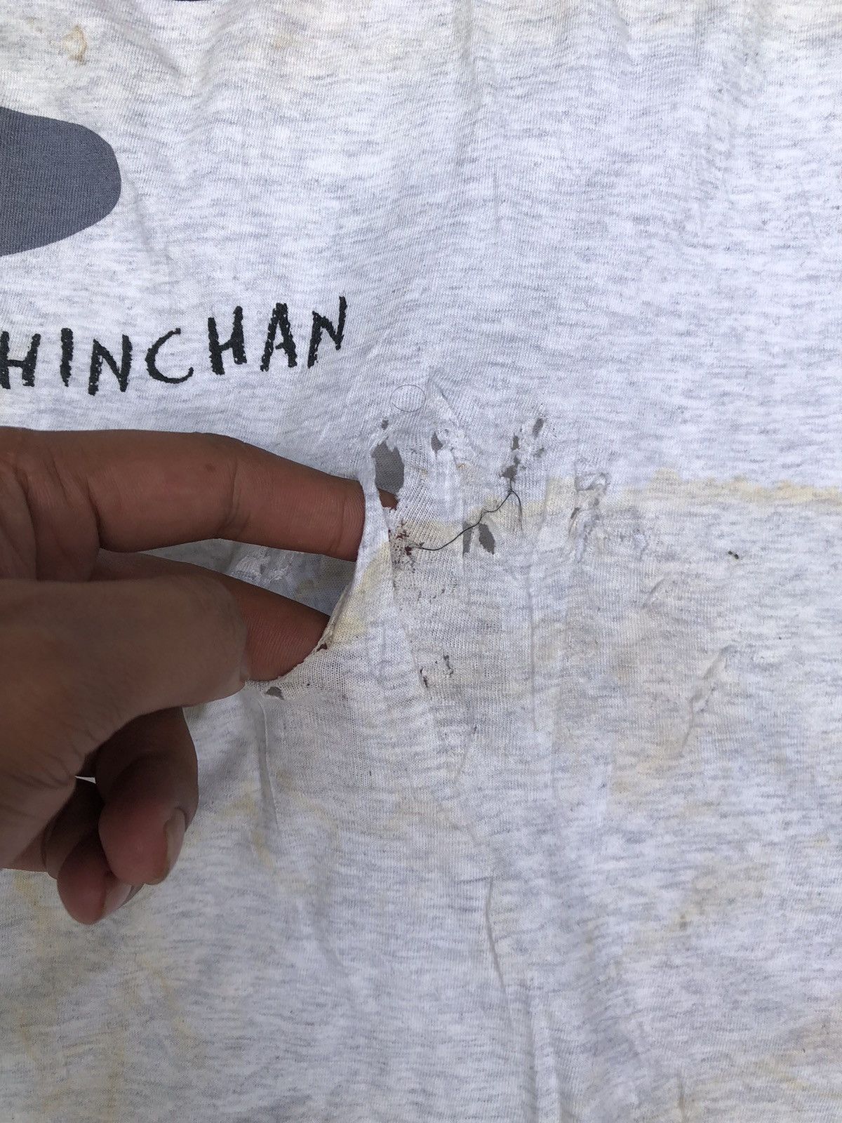 Anime × Beauty Beast × Japanese Brand Vintage Distressed Crayon Shincan Tshirt Tee Size US L / EU 52-54 / 3 - 6 Thumbnail