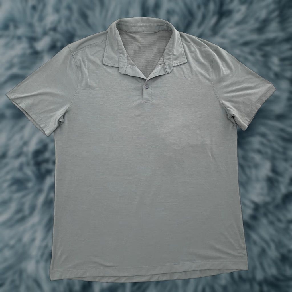 Lululemon VINTAGE Lululemon Tech Polo Shirt Mens XL Short Sleeve Athletic Casual Activewear Blue Size US XL / EU 56 / 4 - 1 Thumbnail