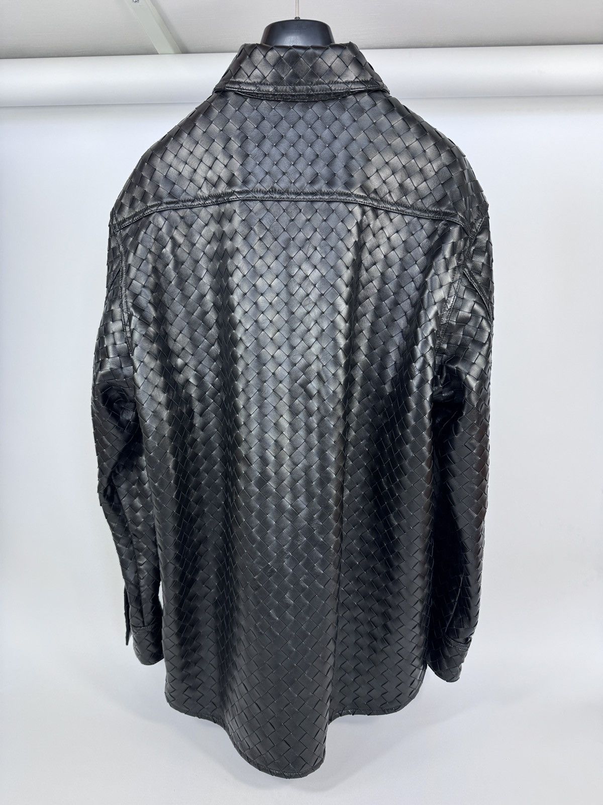 Bottega Veneta INTRECCIATO HAND VOWEN LAMBSKIN OVERSIZED SHIRT 50 Size US L / EU 52-54 / 3 - 2 Thumbnail