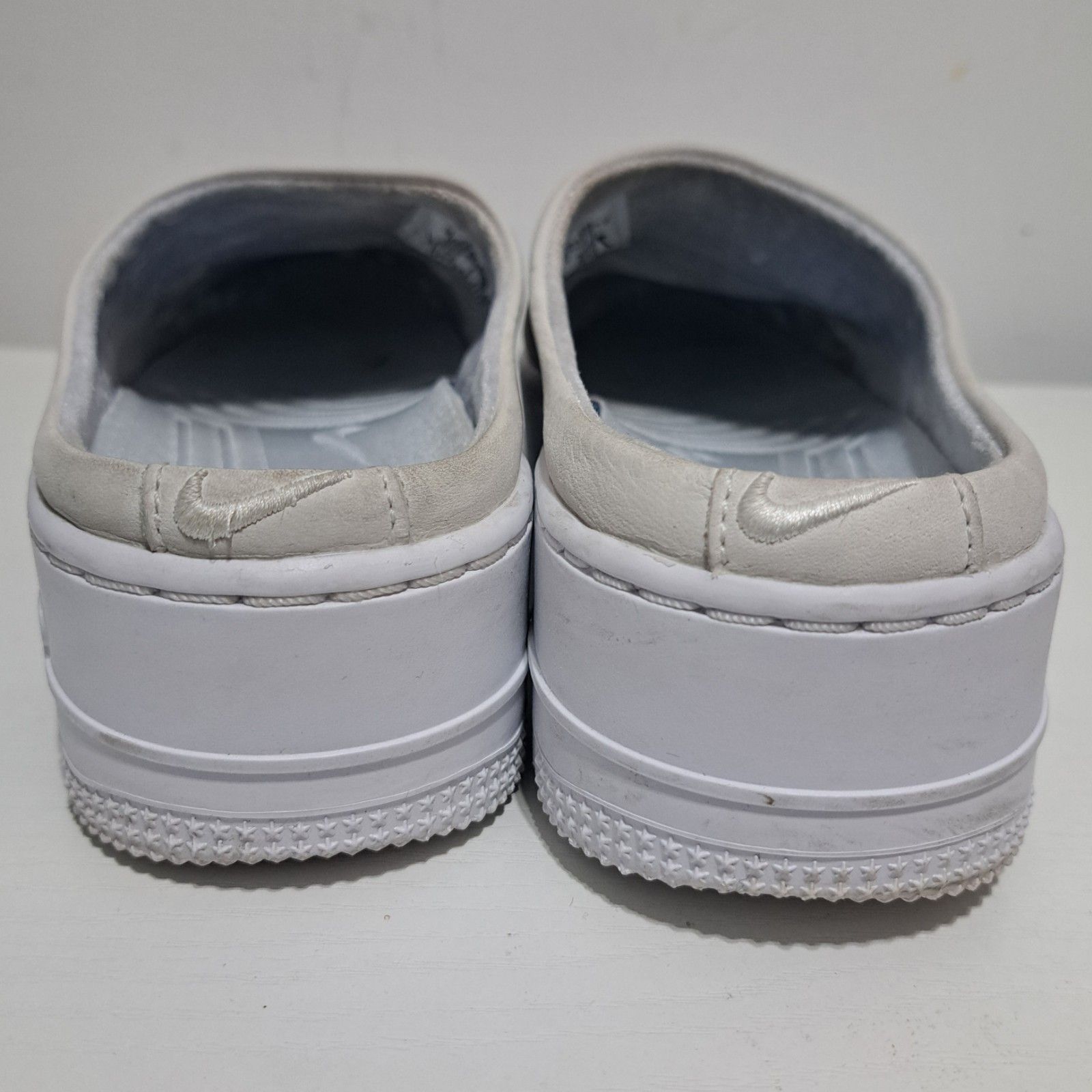 Nike Nike Women's Air Force 1 Lover Slip On Mule Sneakers Size 9 Size US 9 / IT 39 - 14 Thumbnail