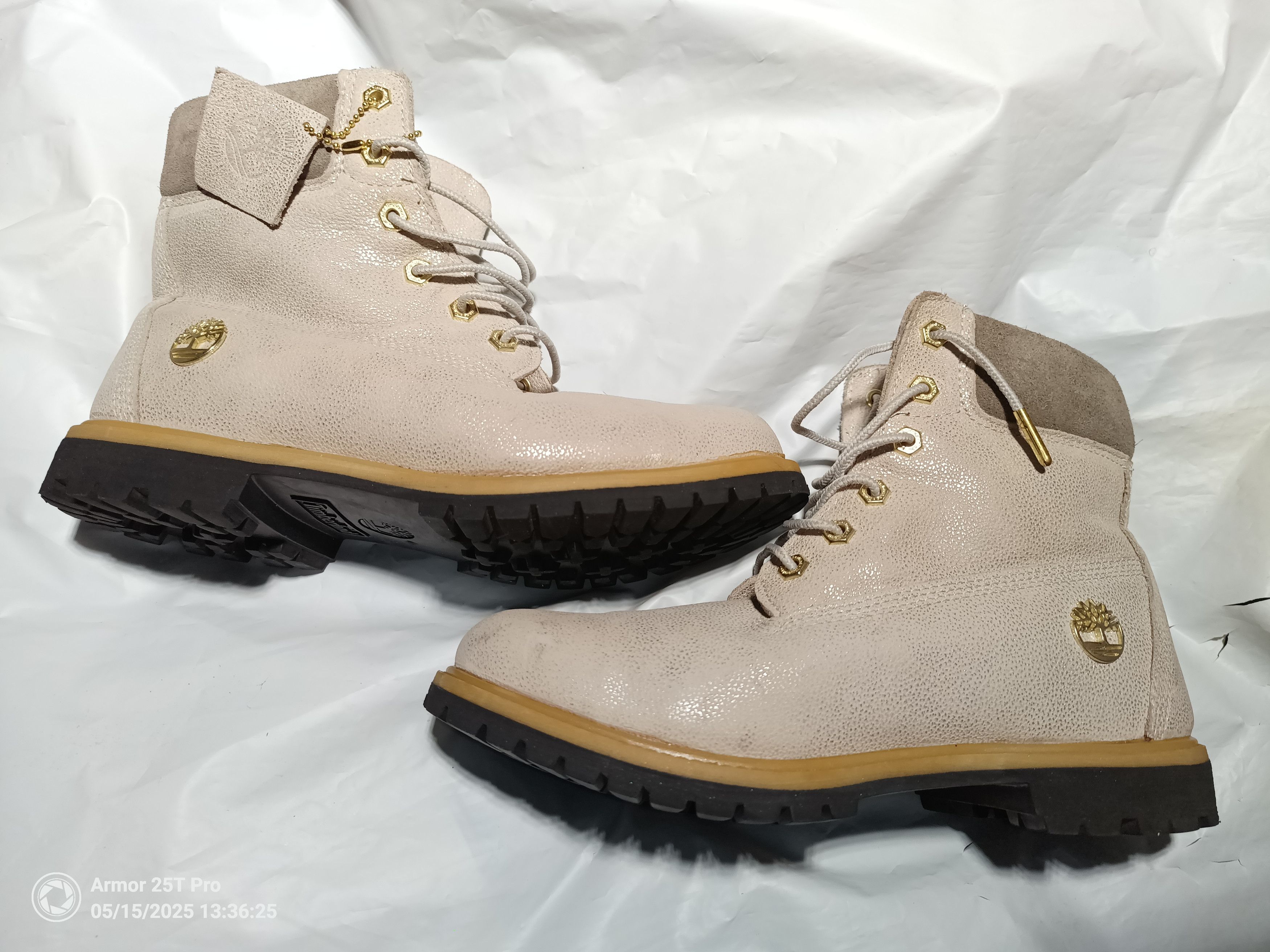 Timberland Timberland Boots Women's size 9 Gold Silver Size US 9 / IT 39 - 2 Thumbnail