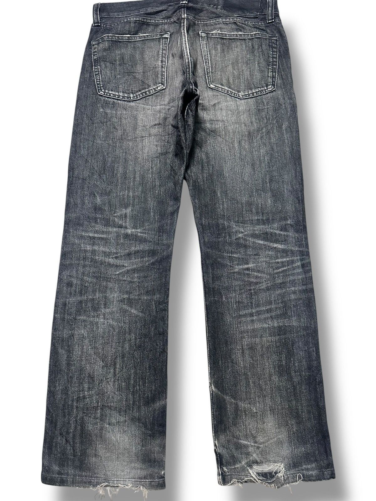 Uniqlo Uniqlo Vintage Distressed Baggy Loose Style Striked & Faded Size US 32 / EU 48 - 2 Thumbnail