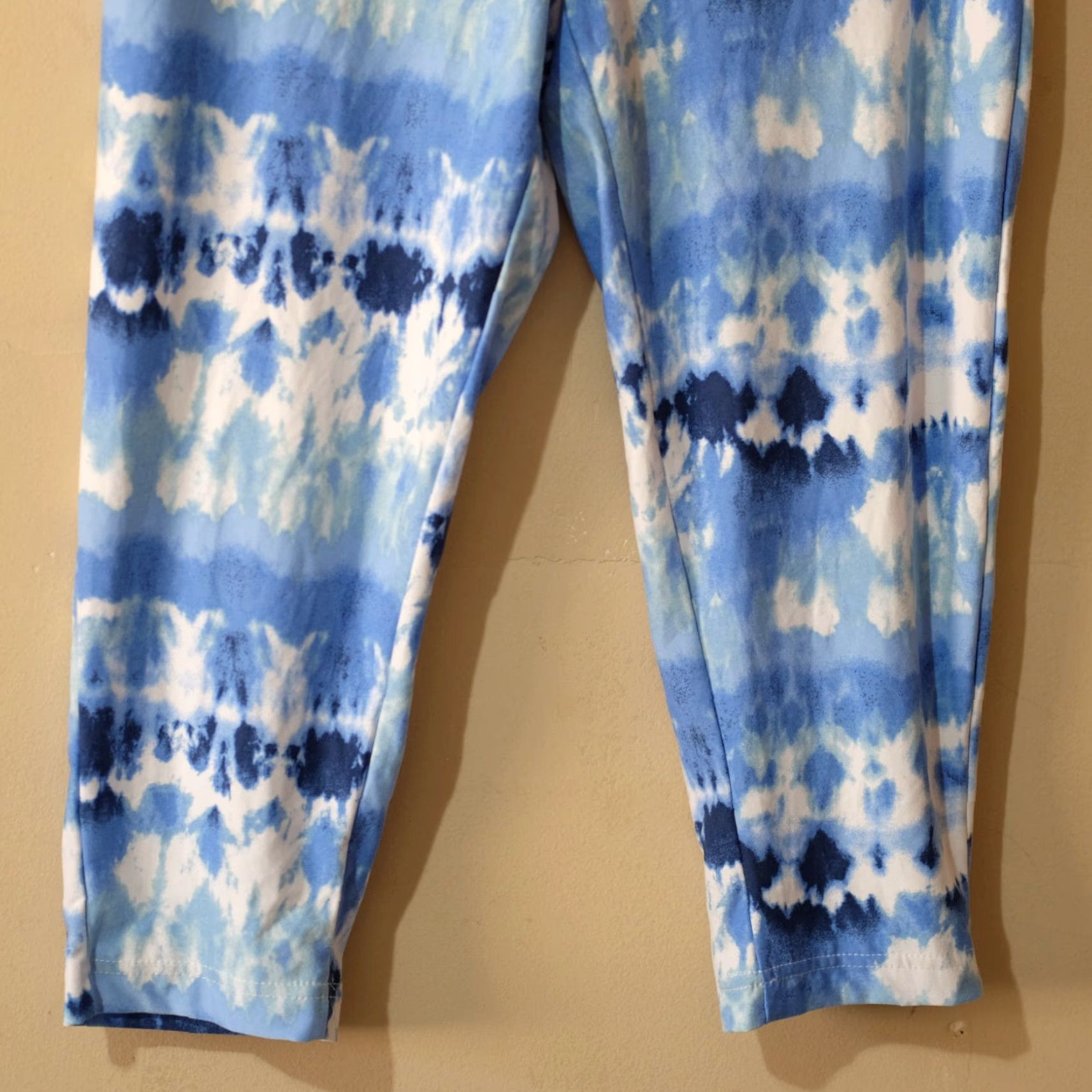 Vintage NWOT Terra & Sky Capri Leggings Tie Dye Blue/White Women's 0X #p95-227 Size 40" / US 18 - 3 Thumbnail