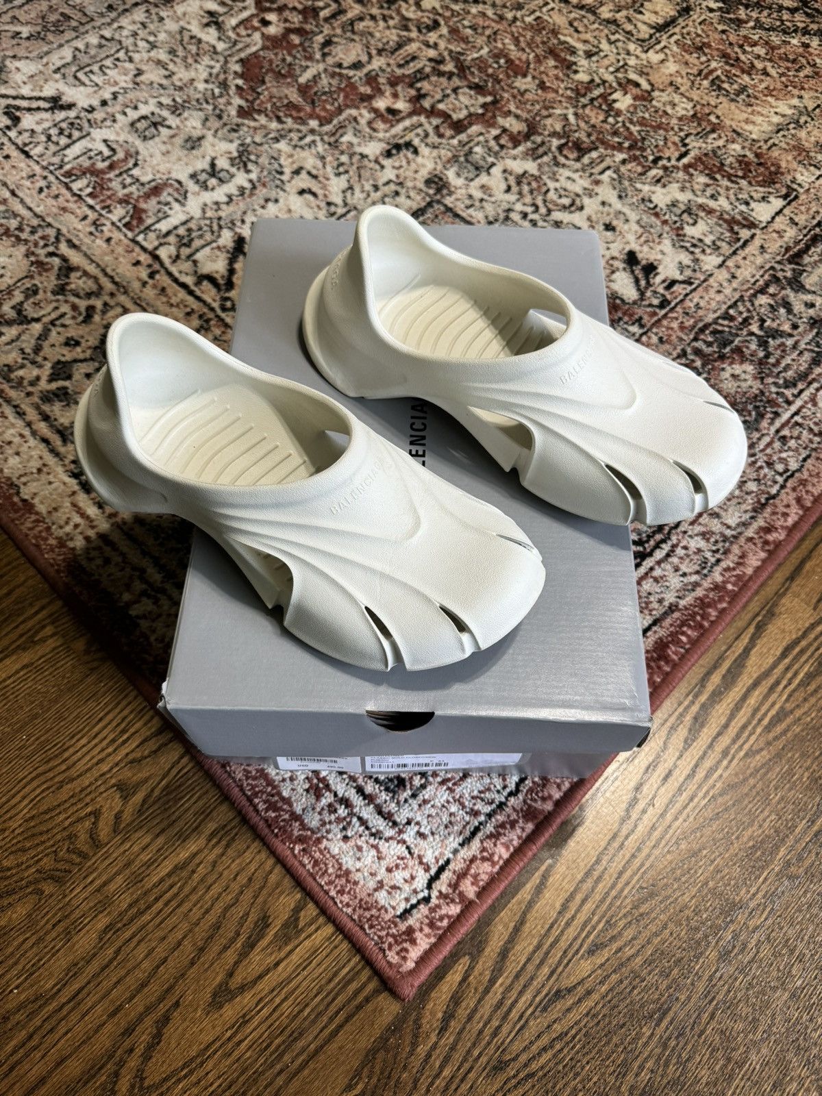 Balenciaga Balenciaga Mold Closed Rubber Sandals | Grailed