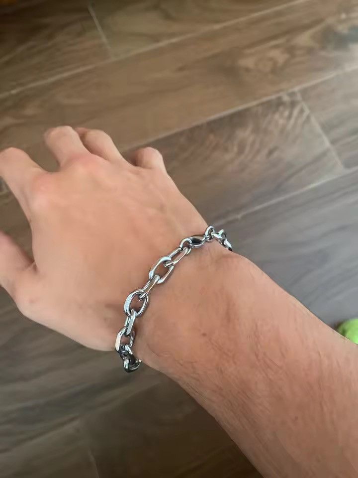 Japanese Brand 9 mm + 18 cm Punk Heavy Beveled Cable Chain Bracelet Size ONE SIZE - 2 Thumbnail