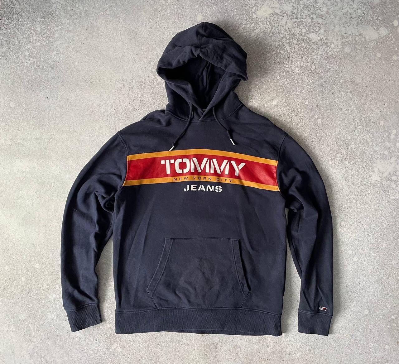 Vintage Tommy shops Hilfiger hoodie