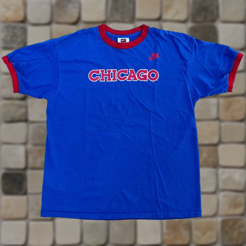 Nike VINTAGE Nike Team Chicago T-Shirt Mens L Blue 2006 Sports Shirt Size US L / EU 52-54 / 3 - 1 Thumbnail