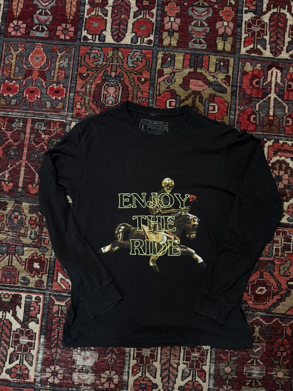 Travis Scott Rare Glo-In-Dark Astroworld Tour Tee Size US L / EU 52-54 / 3 - 2 Thumbnail