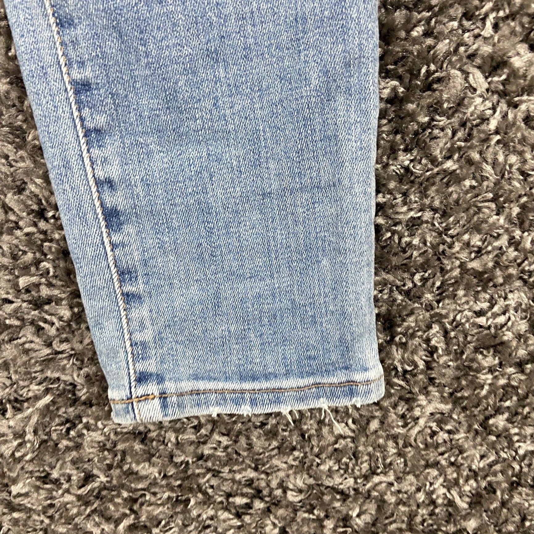 Madewell VINTAGE Madewell Skinny Jeans Women 25 Blue Distressed 11” Roadtripper Size 42" / US 20 - 2 Thumbnail