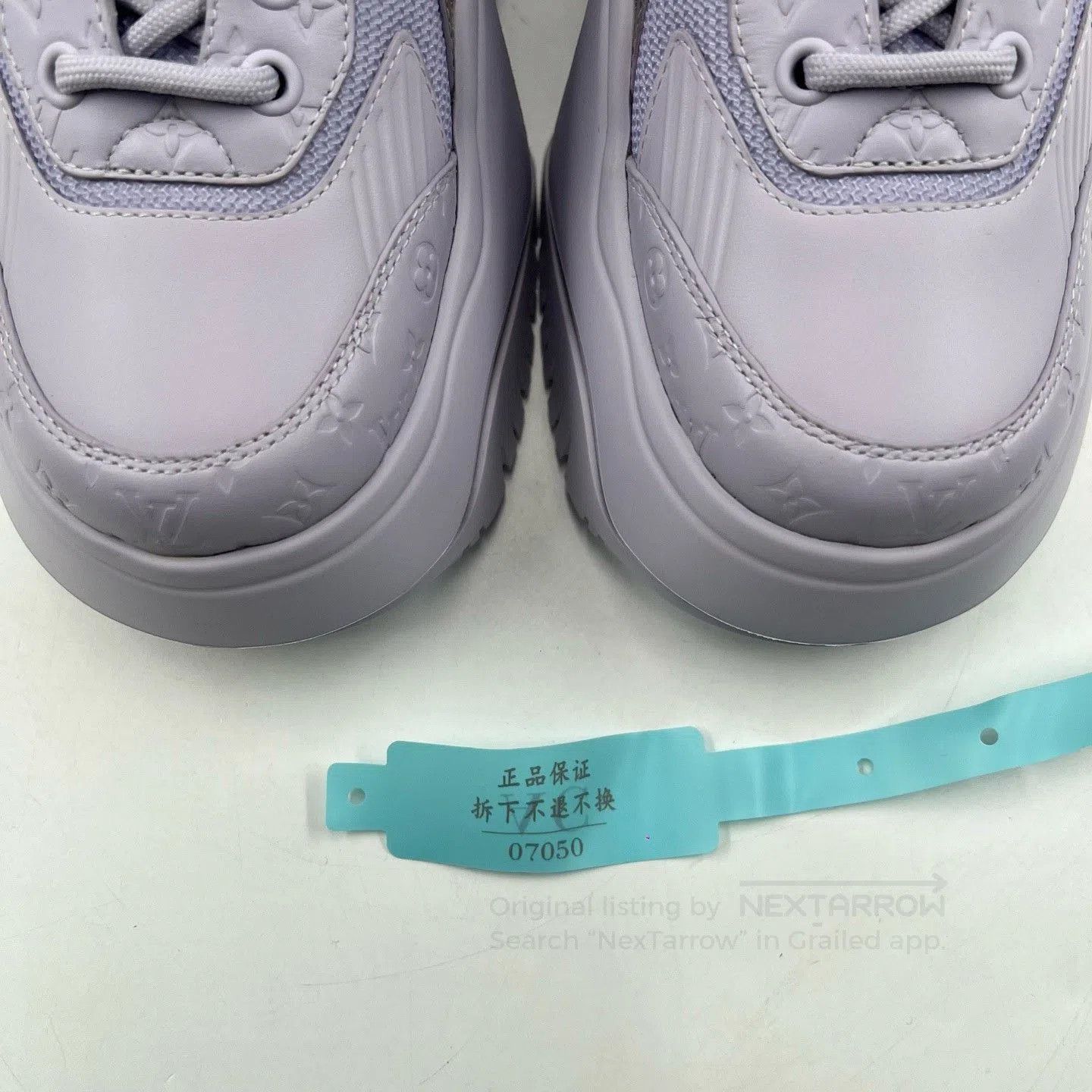 Louis Vuitton LV Purple Archlight2.0 Leather Platform Sneakers. Size US 4 / IT 34 - 9 Thumbnail