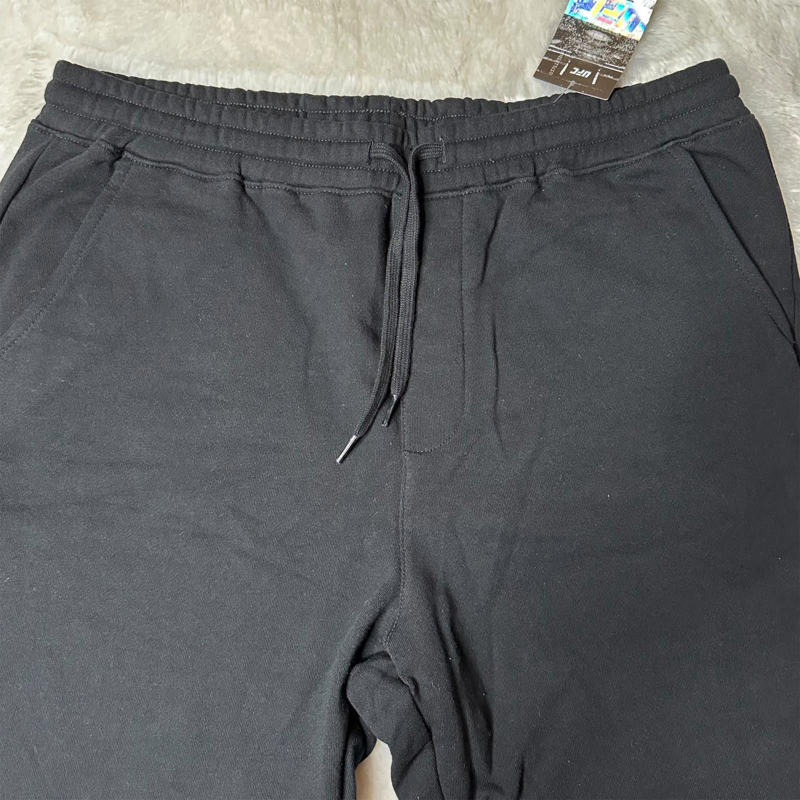 UFC NWT UFC Logo Sweat Shorts Men’s Size S Elastic Waistband Size US 30 / EU 46 - 3 Thumbnail