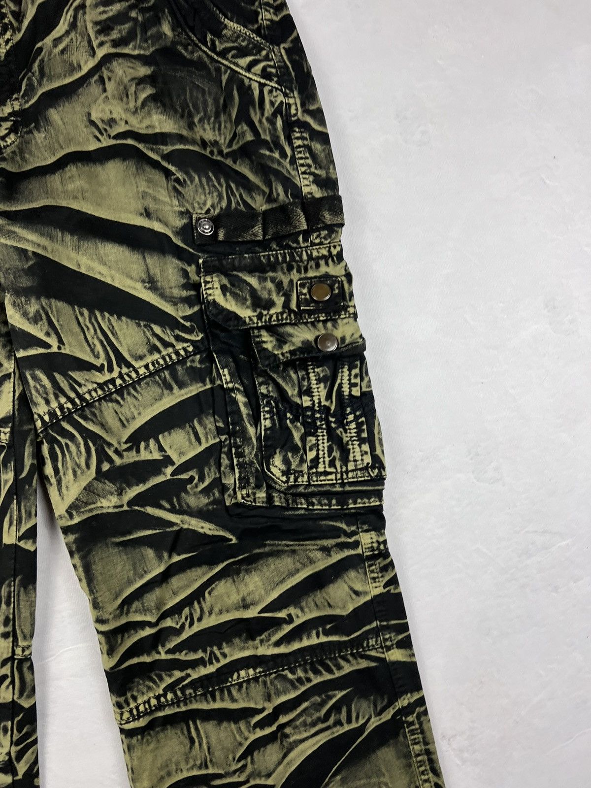 Japanese Brand × Le Grande Bleu (L.G.B.) × Vintage 00s Distressed Cargo Pants Japanese Grunge If9was6 LGB Style Size US 36 / EU 52 - 3 Thumbnail