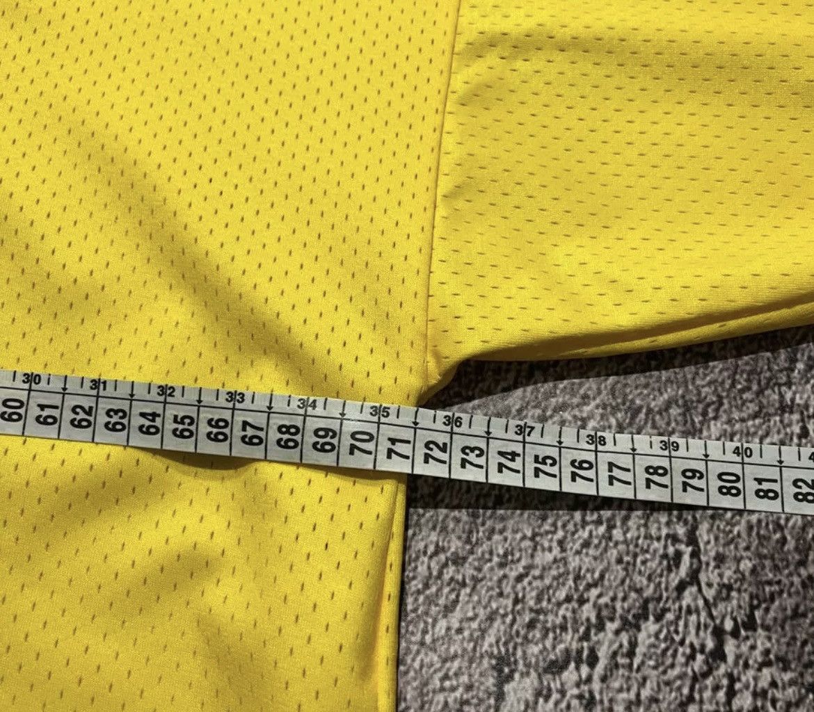 NHL × Vintage Ice Hockey SC Bern Jersey Swiss Yellow Yvette Peugeot Size US S / EU 44-46 / 1 - 10 Thumbnail