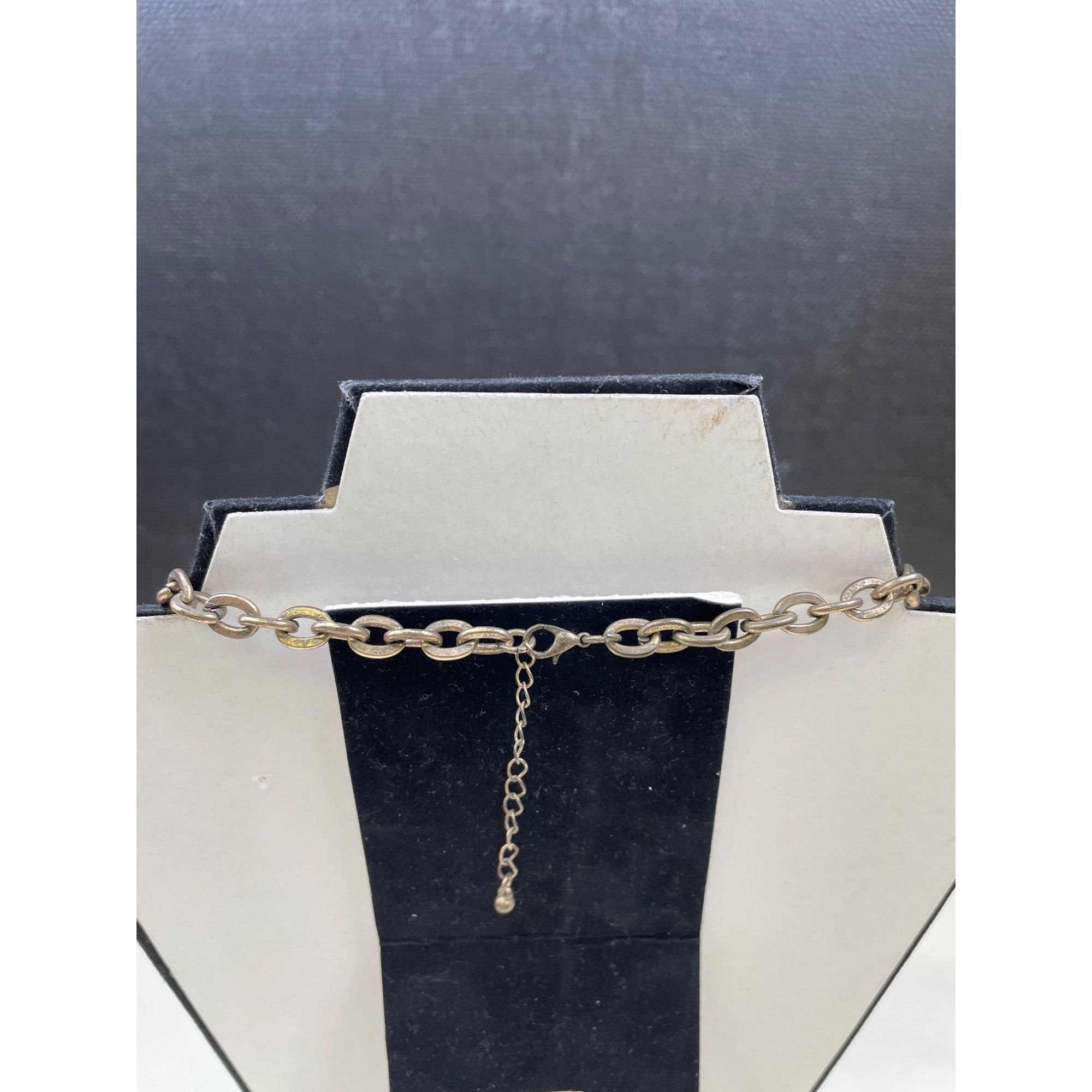 Other Vintage Women's Green and Clear Bib Drop Chain 9" SKU 6190 Size ONE SIZE - 3 Thumbnail