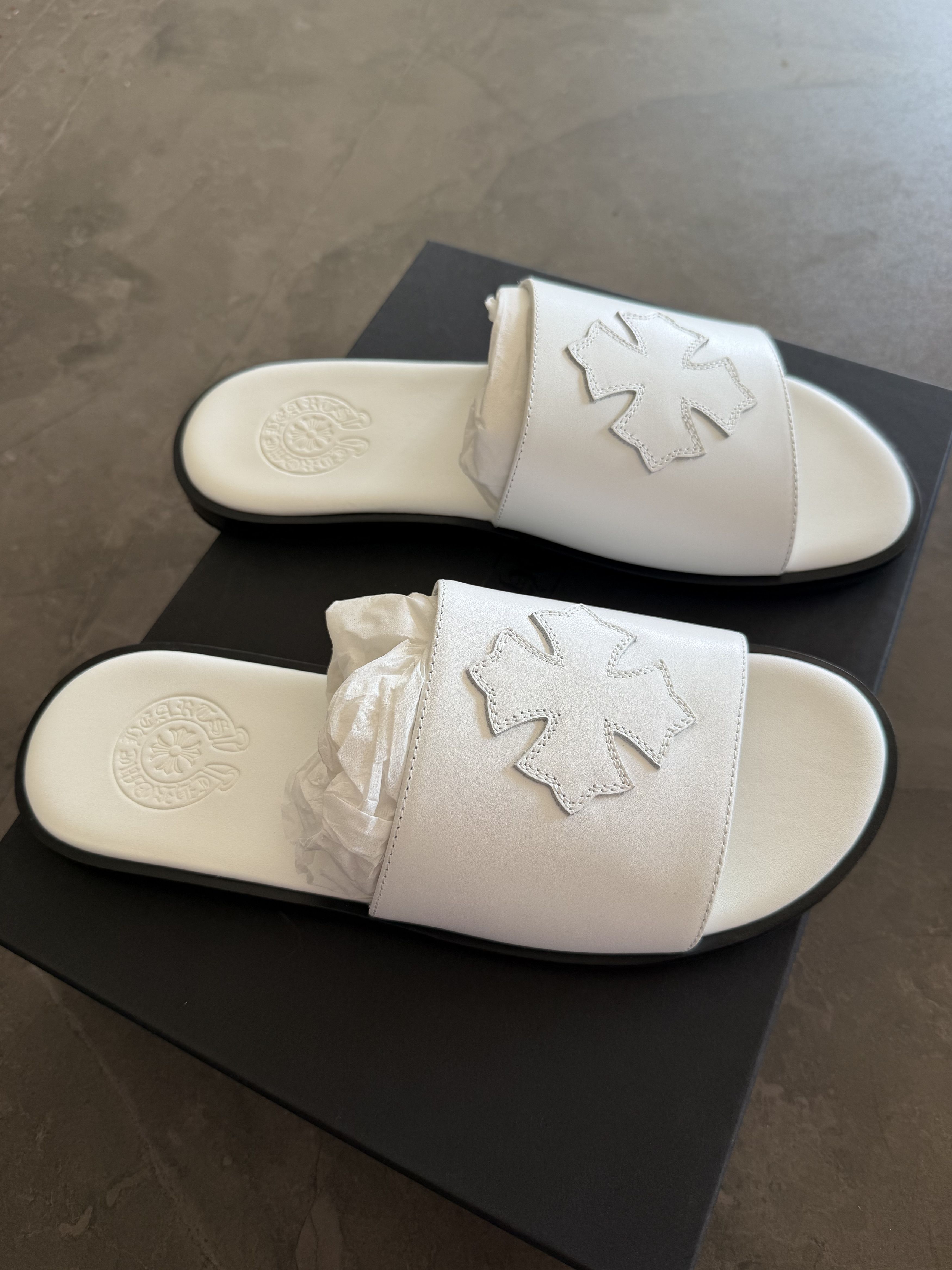 Chrome Hearts CHROME HEARTS 'CROSS PATCH' WHITE SANDALS Size US 11 / IT 41 - 3 Thumbnail