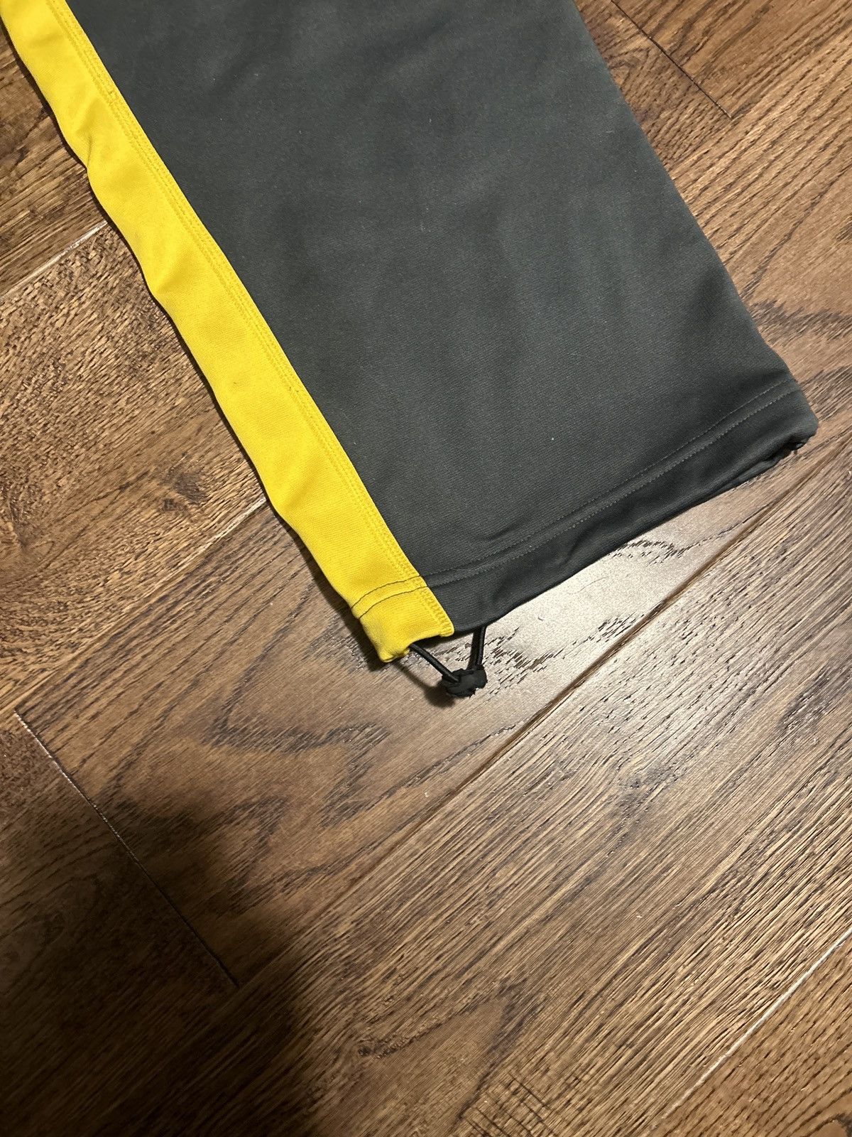 Nike Nike Live Strong (rare find) Size US 34 / EU 50 - 6 Thumbnail