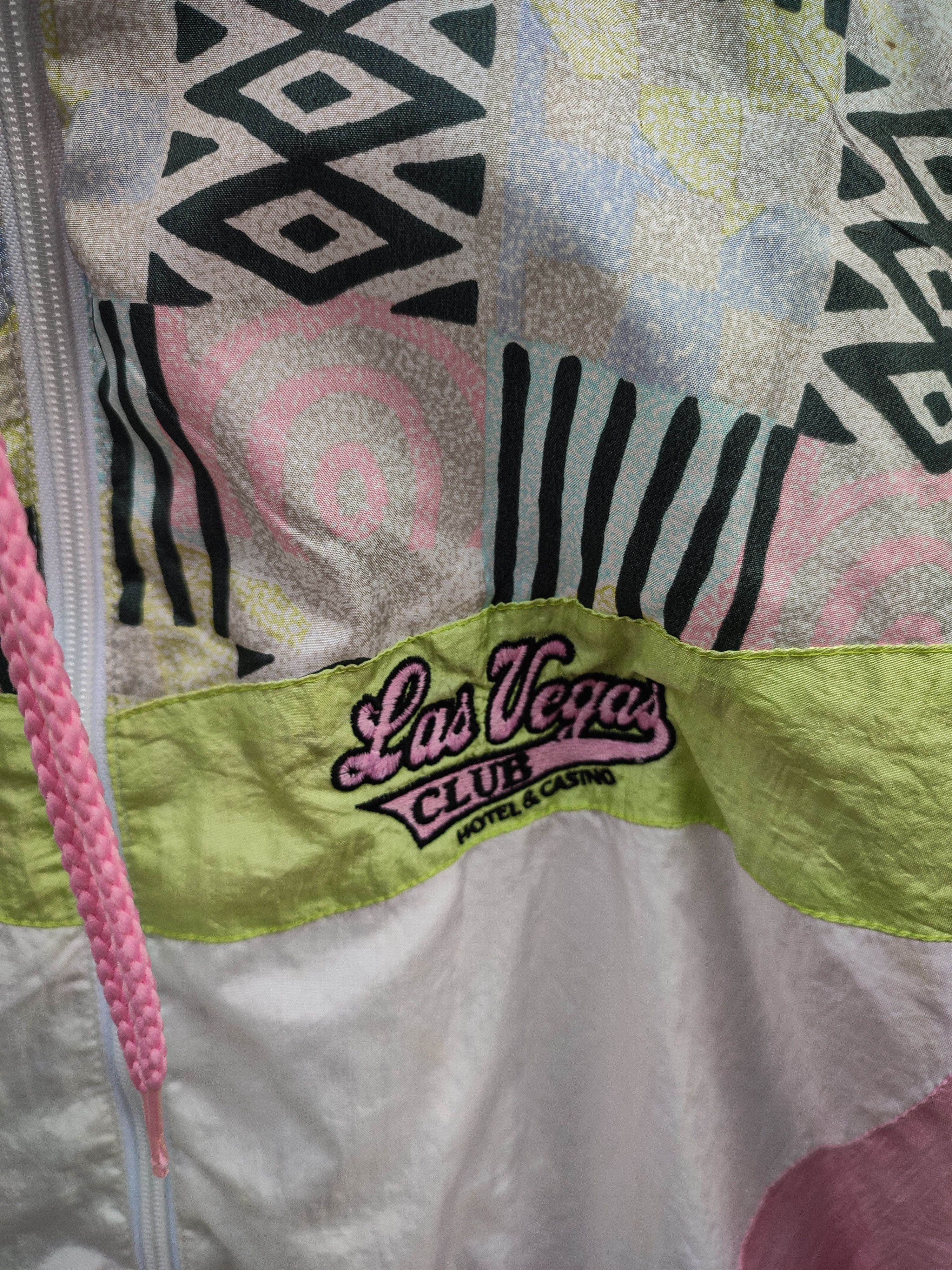 Nike × Vintage Vintage Nike Windbreaker X Las Vegas Club Hotel & Casino Size US XL / EU 56 / 4 - 4 Thumbnail