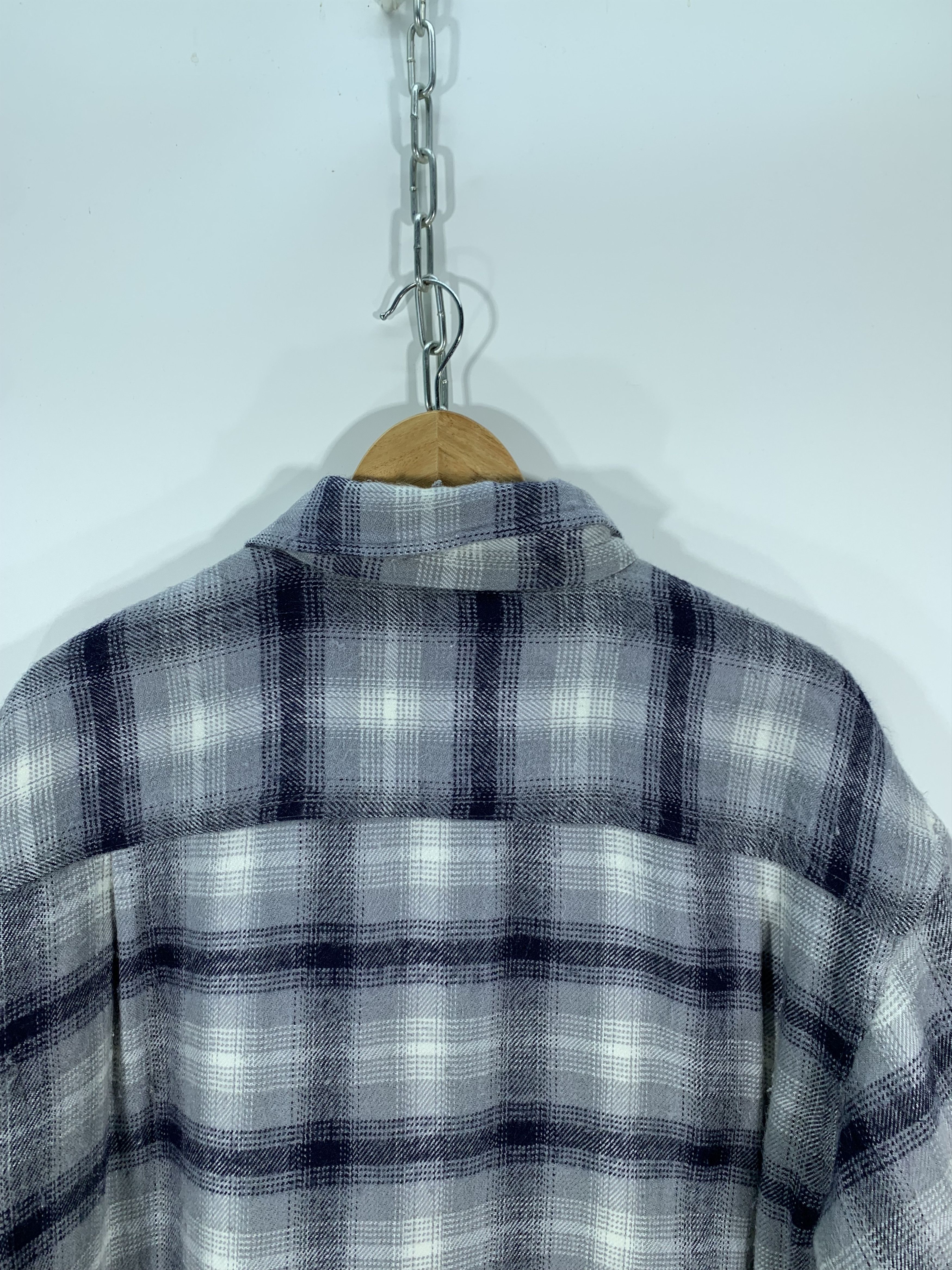 Uniqlo Vintage 90s Uniqlo Sherpa Flannel Jacket Size US L / EU 52-54 / 3 - 9 Thumbnail