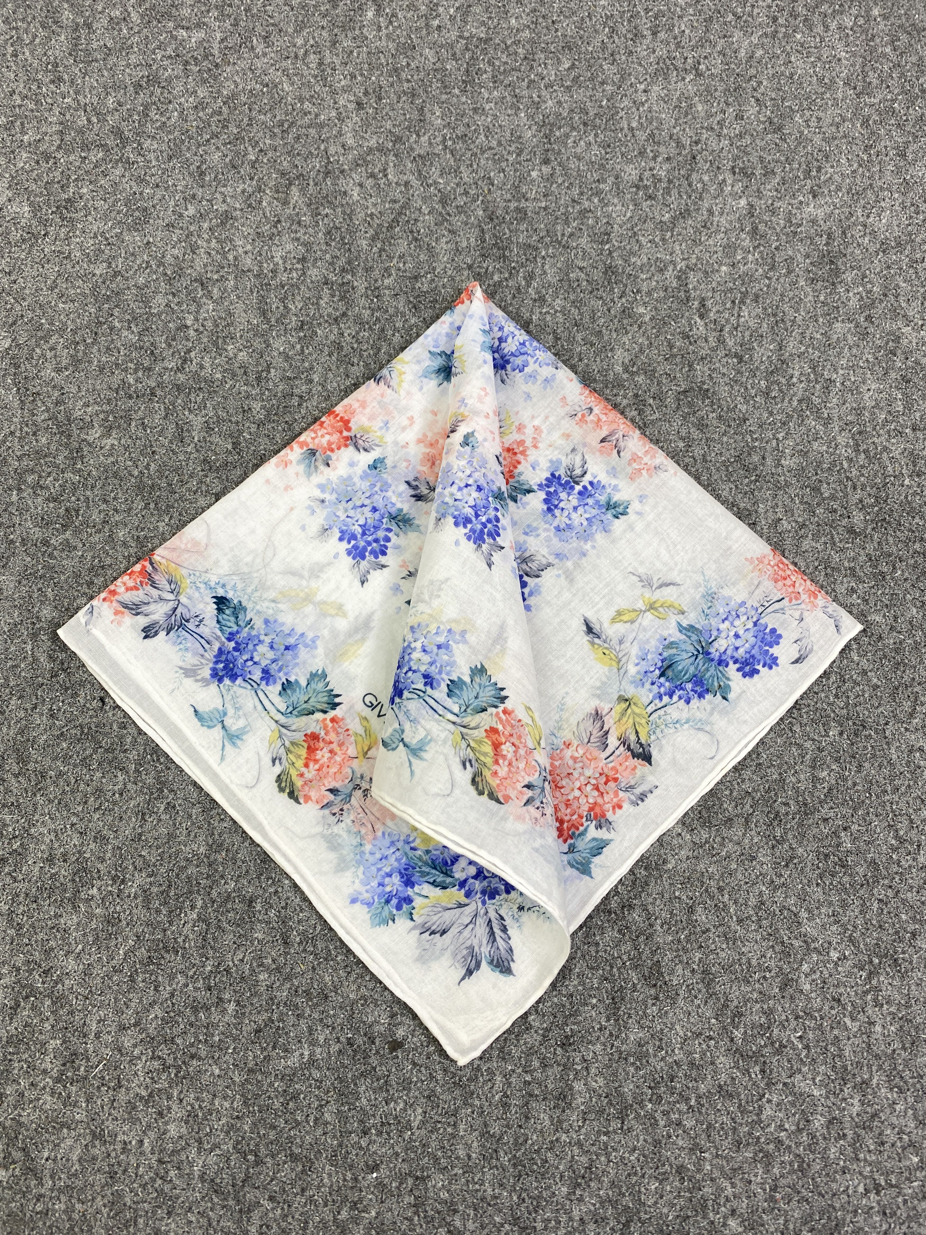 Givenchy Givenchy Handkerchief / Neckerchief / Bandana HKC1082 Size ONE SIZE - 3 Thumbnail