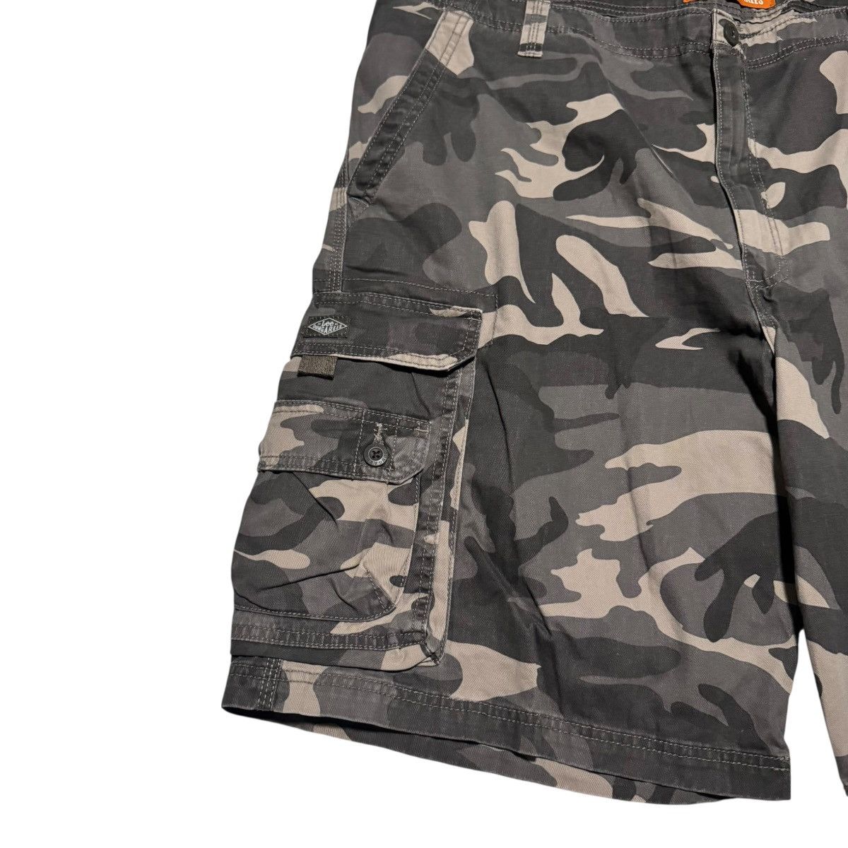 Lee NWT Lee Dungarees Camouflage Cargo Shorts Men's 44 Size US 44 / EU 60 - 2 Thumbnail