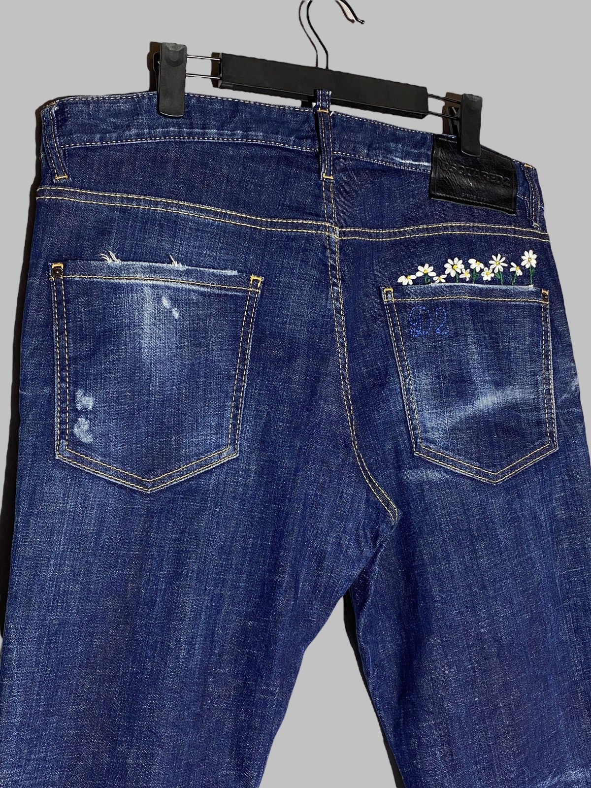 Dsquared2 🔥 DSQUARED2 DAISY EMBROIDERED JEANS Y2K COOL GUY VIBES Size US 34 / EU 50 - 11 Thumbnail