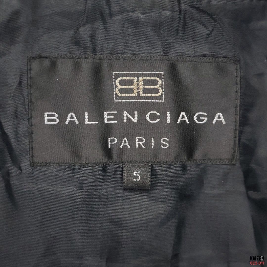 Balenciaga VINTAGE x BALENCIAGA - LEATHER JACKET ‘NICHOLAS GHESQUIRRE’ Size US XXL / EU 58 / 5 - 9 Thumbnail