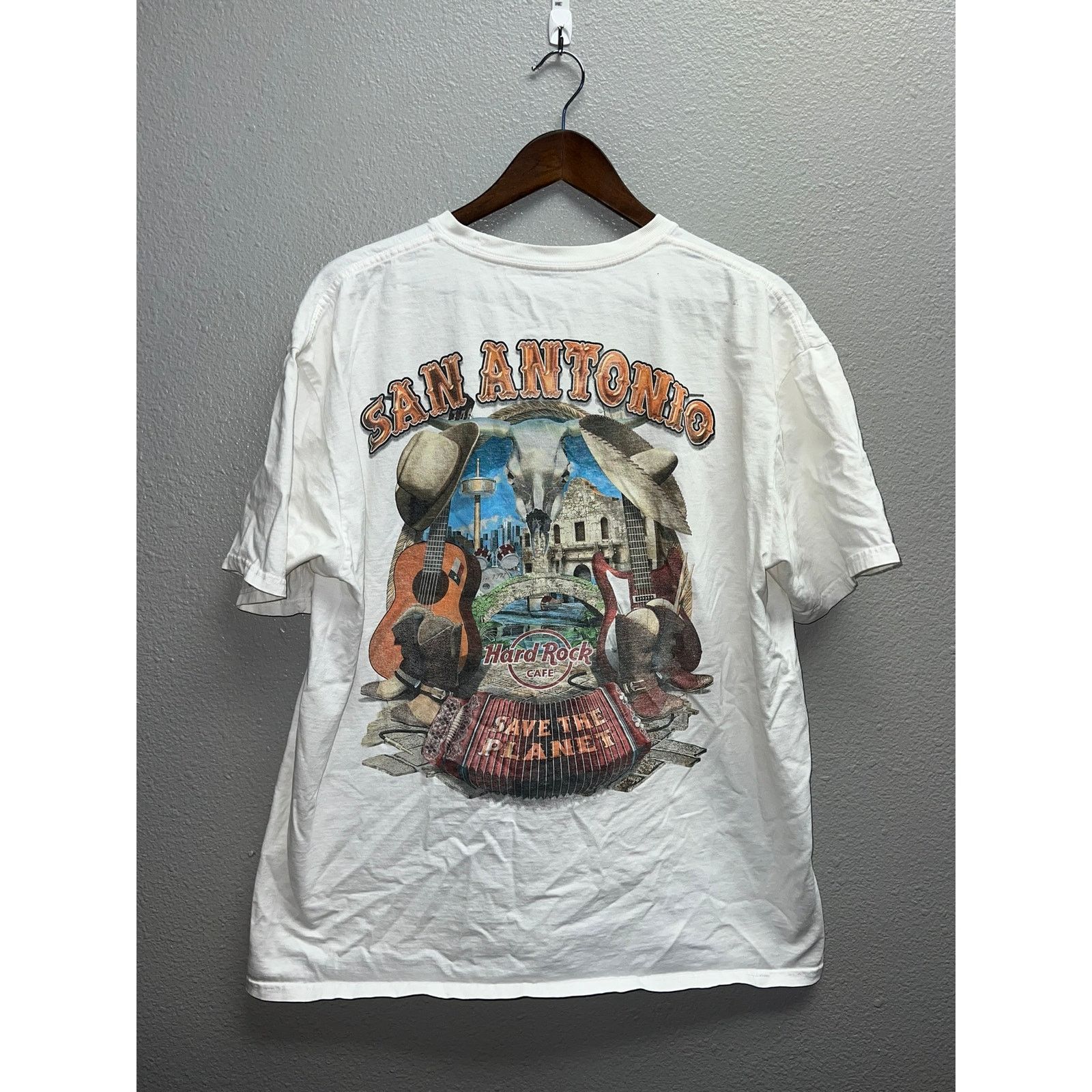 Hard Rock Cafe Hard Rock Cafe Shirt San Antonio Texas White Graphic XL Tee Size US XL / EU 56 / 4 - 1 Thumbnail