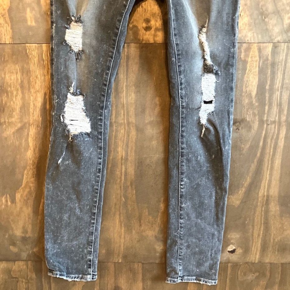 True Religion VINTAGE True Religion Jeans Gray Wash Rocco Relaxed Skinny Distressed Stretch 29 Mens Cotton Spandex Charcoal Wash 5-Pocket Size US 29 - 3 Thumbnail