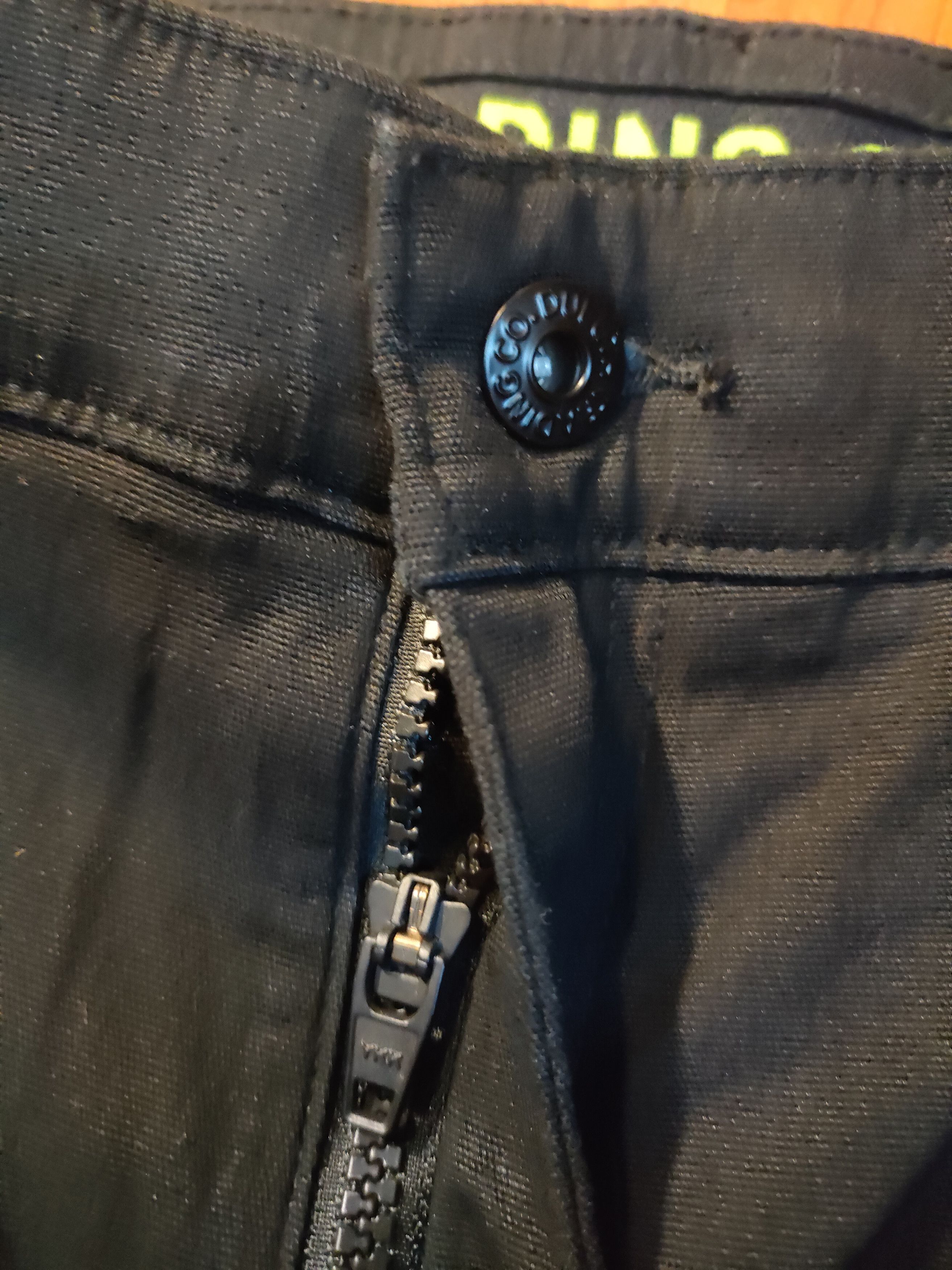 Duluth Trading Company Duluth Trading Co Multipocket Size US 38 / EU 54 - 6 Thumbnail
