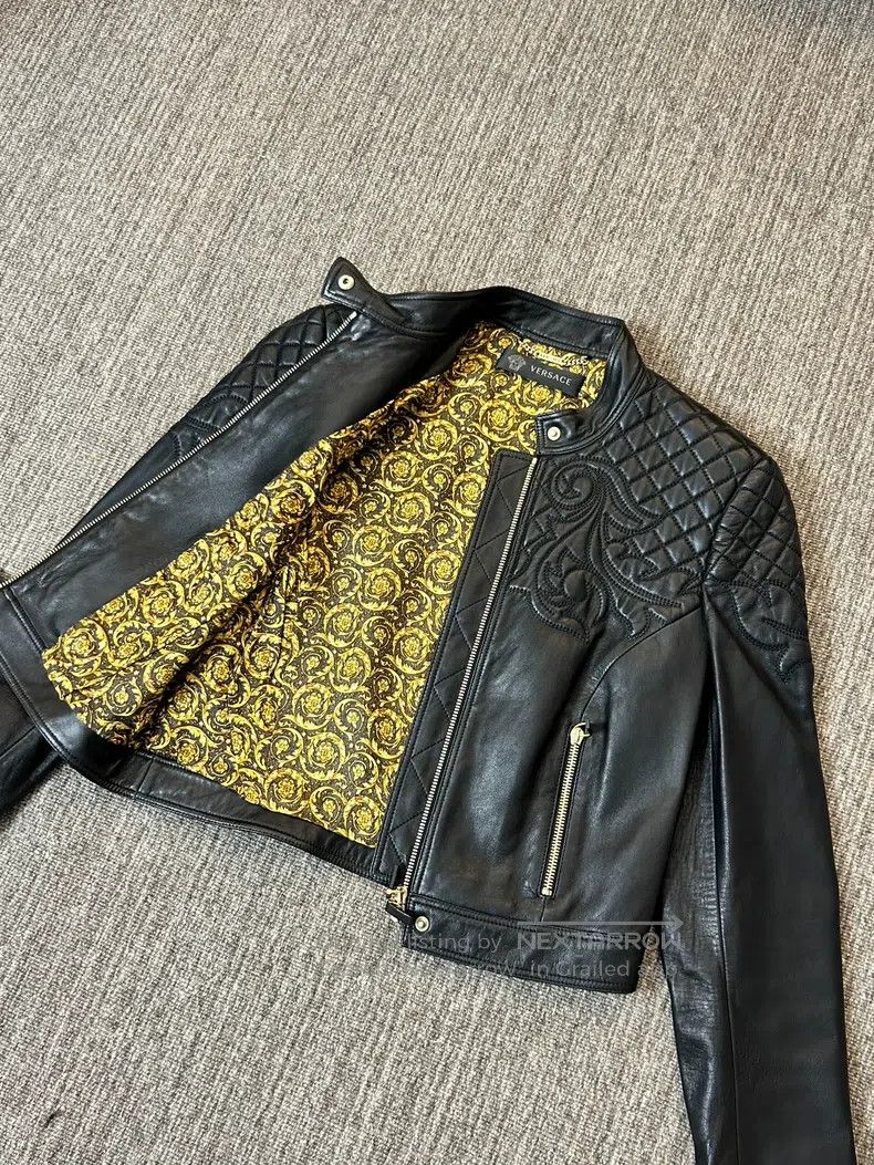 Versace Versace Leather coat Size US XS / EU 42 / 0 - 6 Thumbnail
