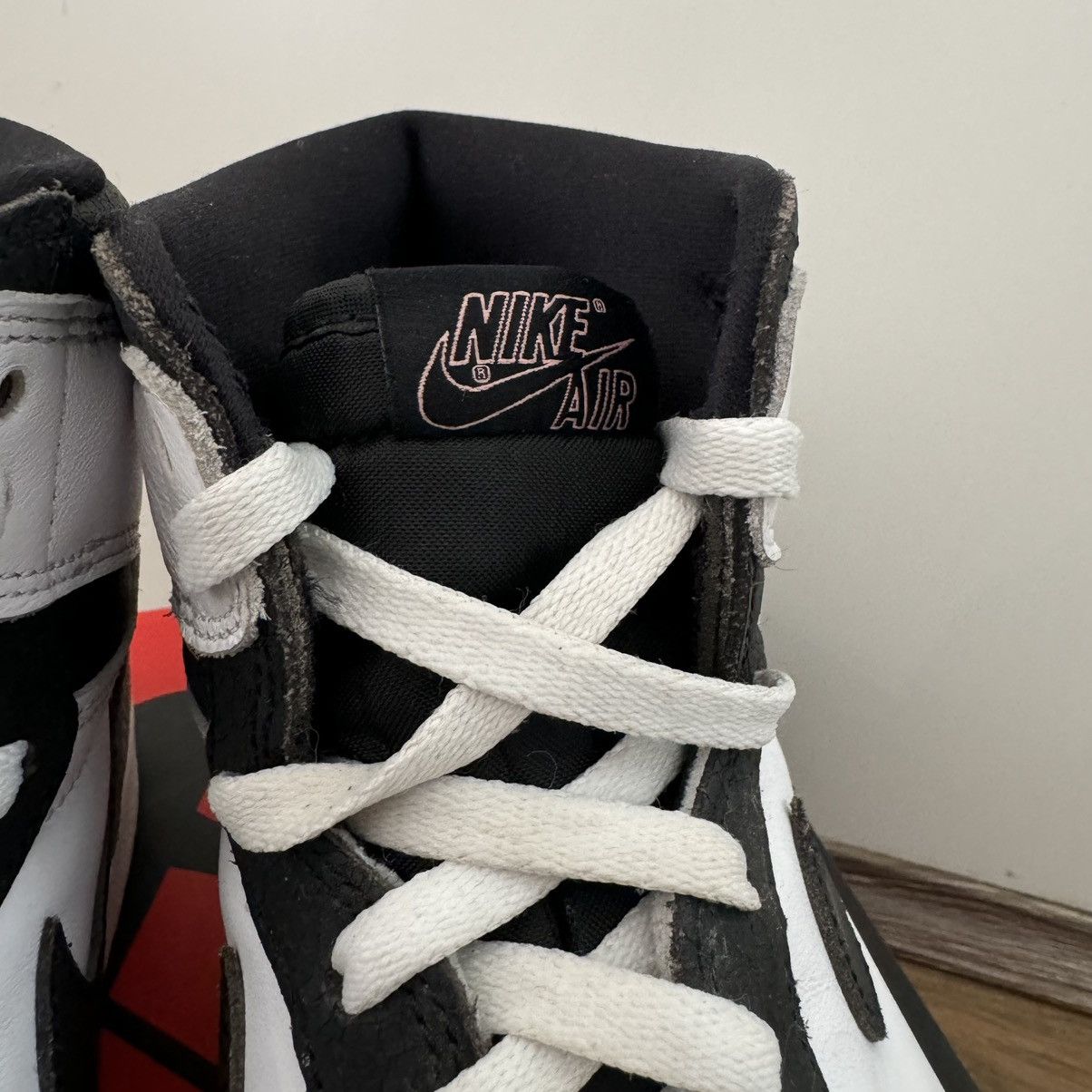 Jordan Brand Jordan 1 High Retro Stage Haze Size US 10 / EU 43 - 7 Thumbnail