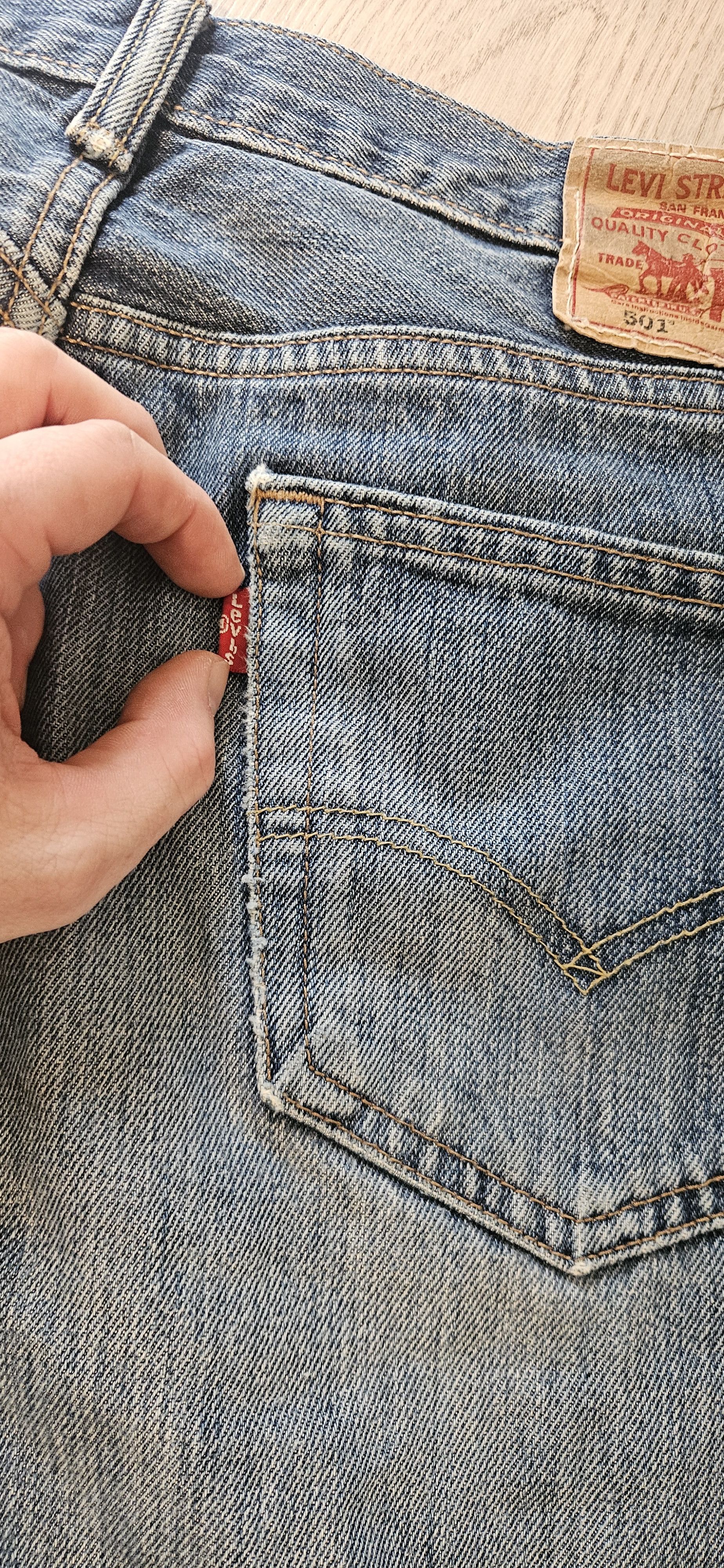 Levi's Vintage Clothing Levi’s 501 Vintage Jeans W33 L34 - Classic Blue Denim Size US 34 / EU 50 - 2 Thumbnail
