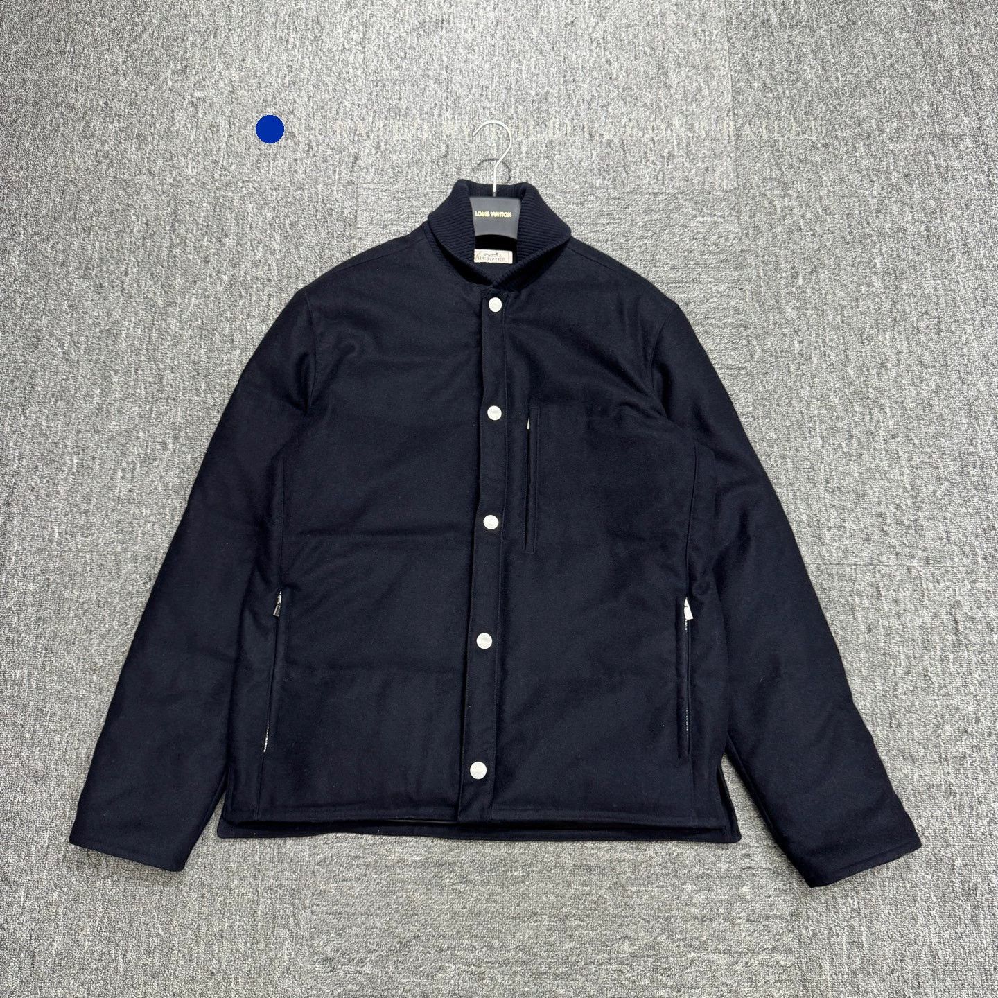 Hermes Stylish Black Down Jacket in Size M Size US M / EU 48-50 / 2 - 1 Thumbnail