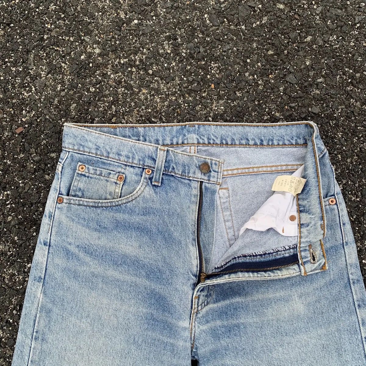 Levi's 💥 Distressed Denim Vtg Levi’s Light Wash Jeans Faded Pants Size US 32 / EU 48 - 7 Thumbnail