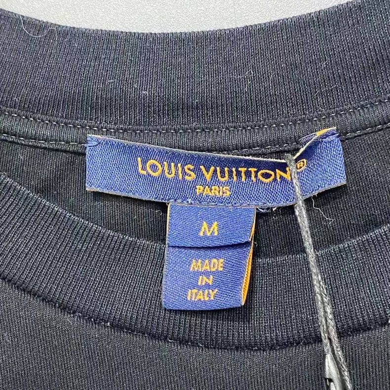 Louis Vuitton Louis Vuitton SS25 neon logo short sleeve Size US M / EU 48-50 / 2 - 6 Thumbnail