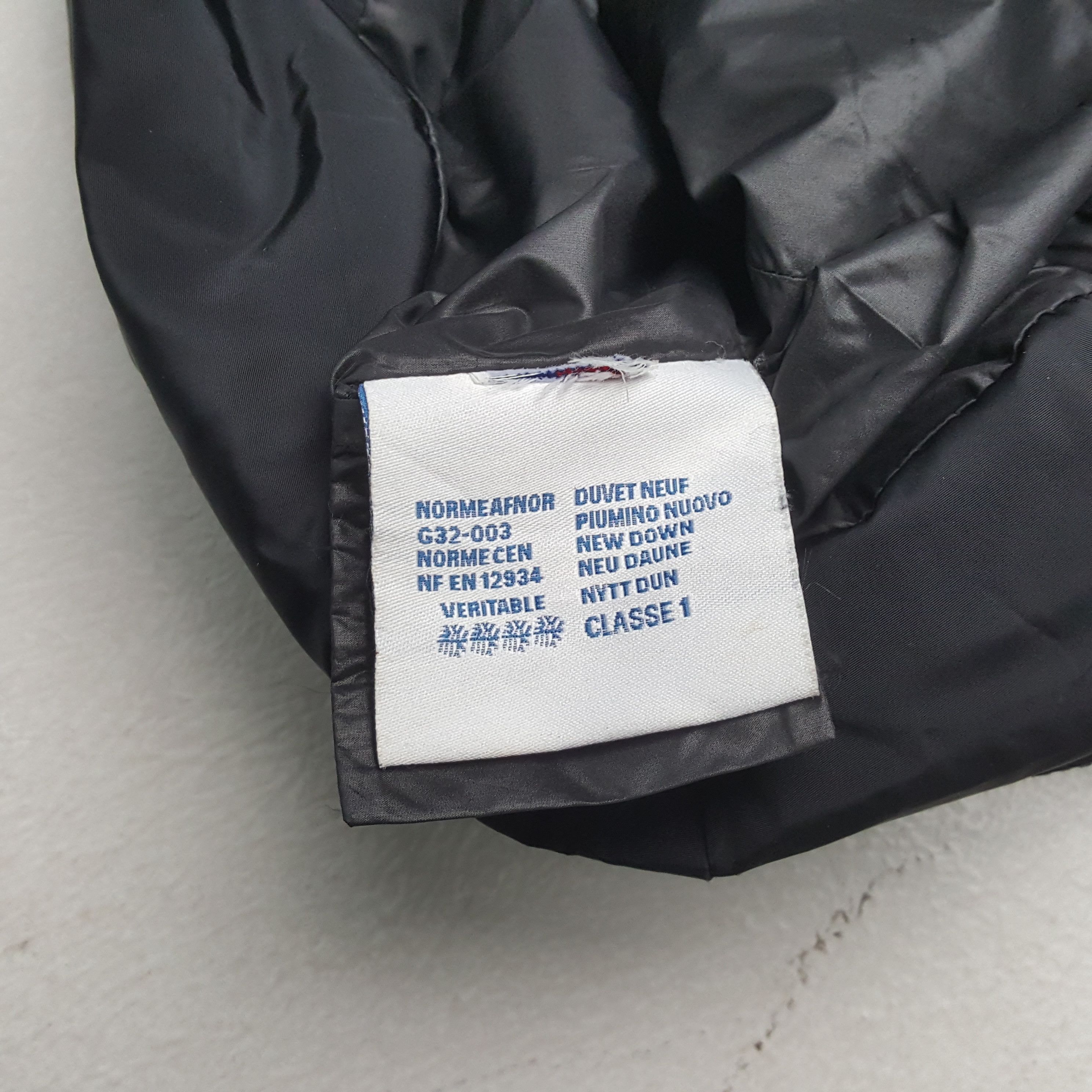 Vintage Moncler Puffer Jacket With Hoodie RR1 Size US S / EU 44-46 / 1 - 7 Thumbnail